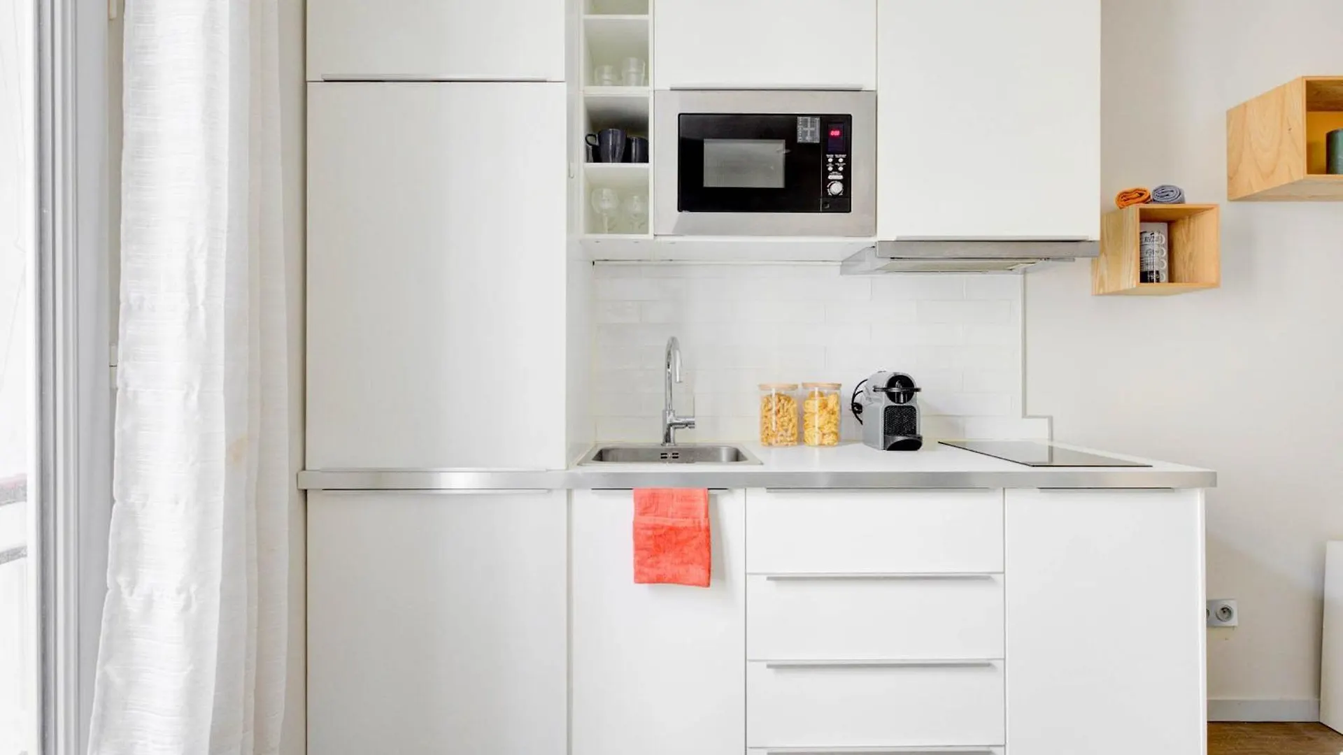 Invalides & Eiffel Tower 1Br - Cityapartmentstay Paryż Francja