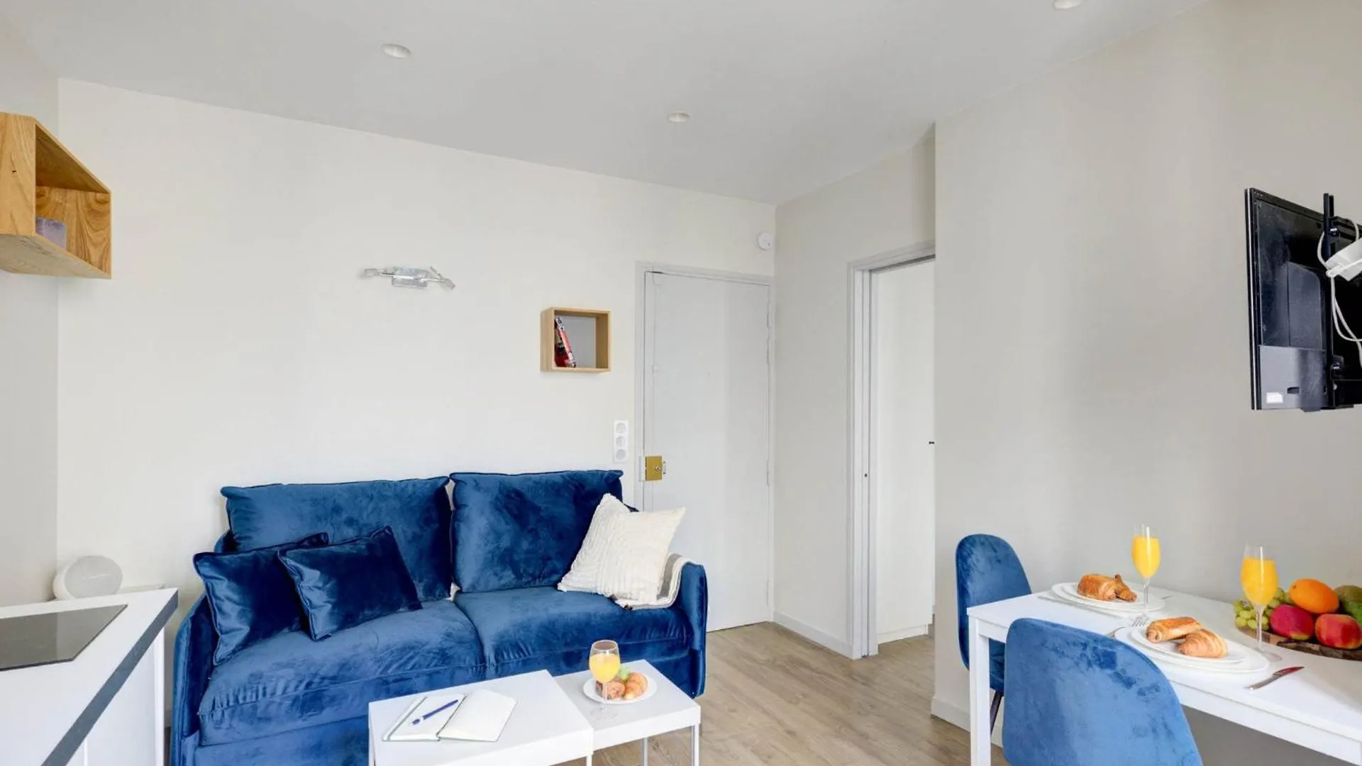 Invalides & Eiffel Tower 1Br - Cityapartmentstay Paryż